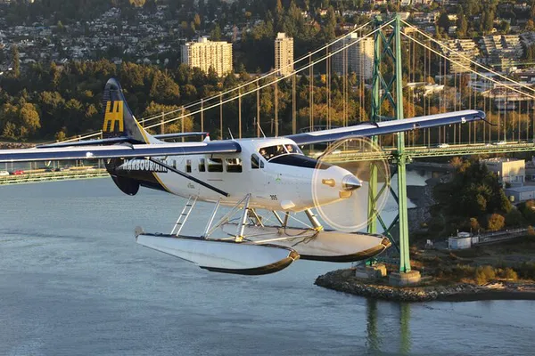 Vancouver Seaplane Tour: Panorama Views & Cruise Option