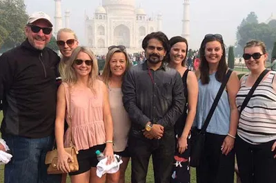 Discover Agra: Same Day Taj Mahal Tour from Delhi by Private Car