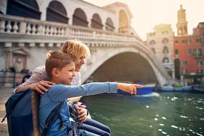 Venice Family Adventure: Kid-Friendly Walking Tour with Local Insights