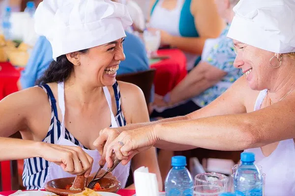 Salsa & Dance Fiesta: Cozumel's Culinary Rhythms!