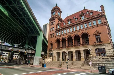 Unleash Richmond's Secrets: A Thrilling Scavenger Hunt Adventure!