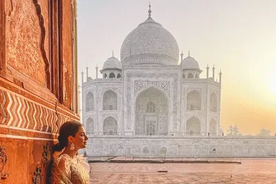 Discover Agra's Wonders: A Private Taj Mahal Day Trip from Delhi