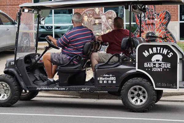 Nashville's Legends & Landmarks: Golf Cart Tour!