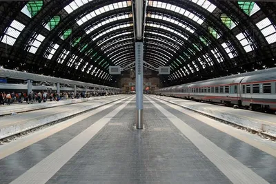 Stress-Free Naples Arrival: Private Transfer to Your Destination