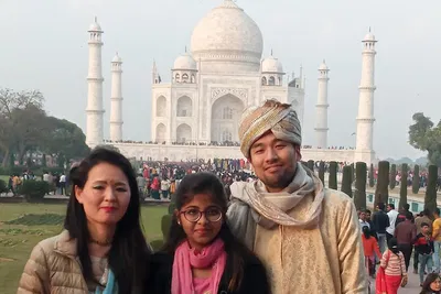 Discover Agra with Saniya: A Local's Immersive Day Tour & Home Visit