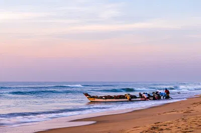 Spiritual Journey: 7-Day Tamil Nadu Temple Tour from Chennai