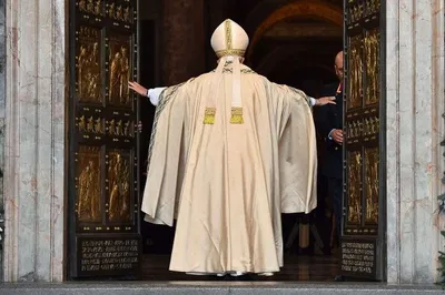 Step into History: Jubilee 2025 Exclusive Access to St. Peter's Holy Door