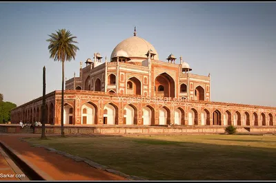 Discover Delhi's Treasures: A Personalized Sightseeing Adventure
