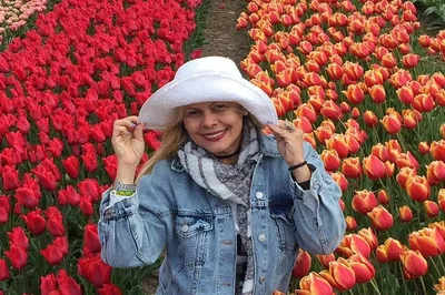 Luxury Keukenhof & Countryside Tour: Photoshoot Adventure!