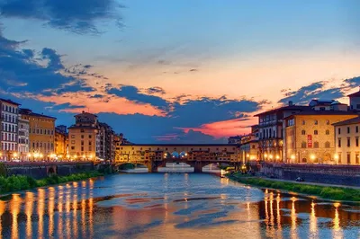 Florence Sunset Stroll: Uncover Oltrarno's Hidden Charms & Aperitivo Delights
