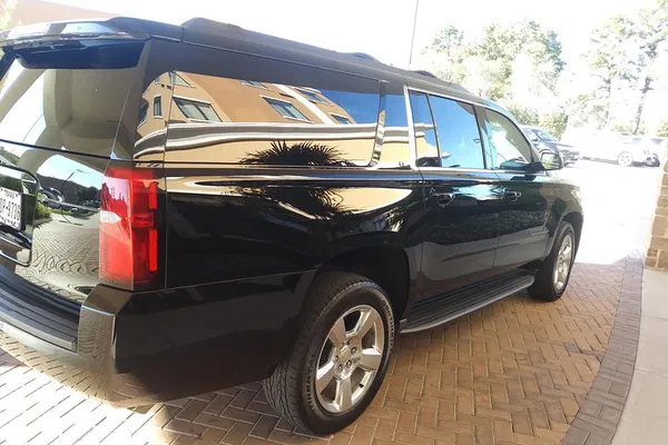 Luxury SUV Cruise Transfers: Houston & Galveston Stress-Free Travel