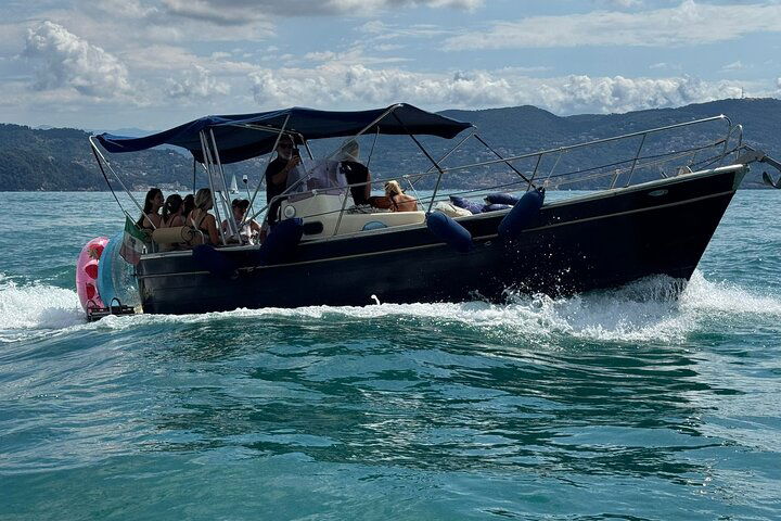Cinque Terre Boat Tour: Aperol Spritz & Focaccia