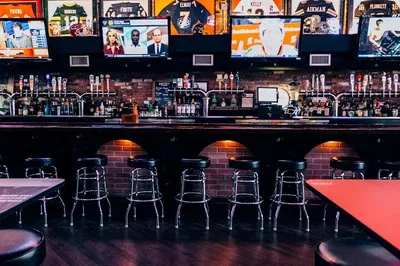 Sacramento Sprint Bar Crawl: Unleash Your Inner Explorer!
