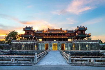 Explore Hai Van Pass & Hue's Imperial Wonders