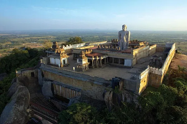 Unveiling Karnataka: A Heritage and Wildlife Odyssey