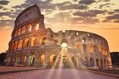 Gladiator's Gate: Colosseum Arena Exclusive Tour!
