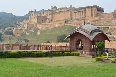 Uncover Agra & Jaipur: A Whirlwind 3-Day Train & Car Tour from Delhi