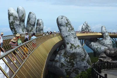 Golden Bridge & Ba Na Hills: A Panoramic Cable Car Adventure