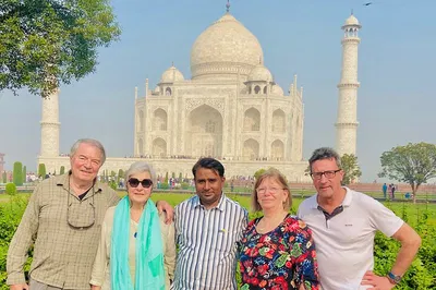 Discover the Taj Mahal: A Personalized Day Trip from Delhi