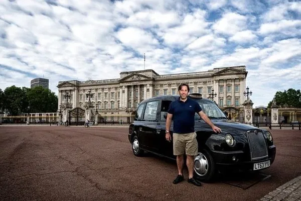 Private London Black Cab Tour: See Top Sights!