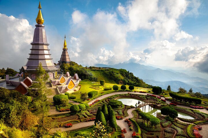 Phuket's Allure: A Personalized City Tour Unveiled