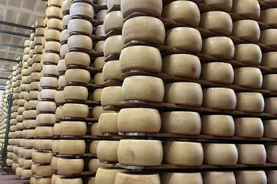 Indulge in Parma: A Private Food Tour of Gastronomic Delights!