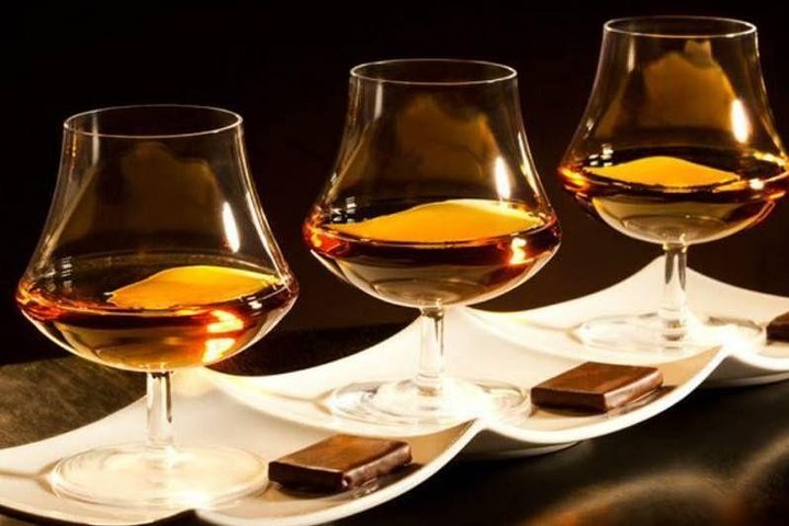 Delve into Dublin's Liquid History: An Irish Whiskey Tasting Adventure