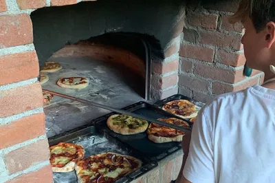 Craft Your Culinary Masterpiece: Pizza Workshop in the Italian Countryside!