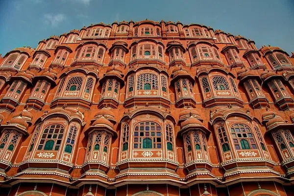 Jaipur & Udaipur Escape: A Whirlwind City Tour with Seamless Drop-off