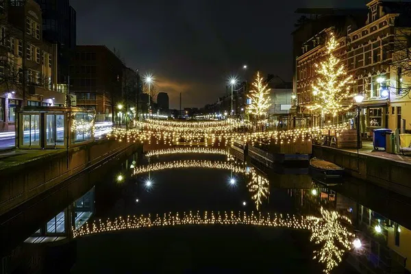 Enchanting Christmas Fair Stroll: A Royal Walking Tour of The Hague