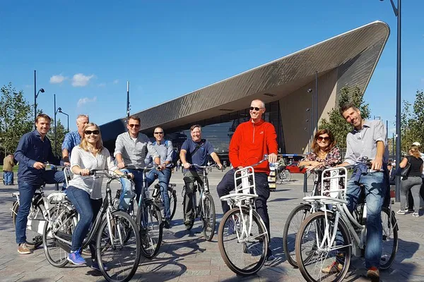 Rotterdam Bike Tour: See All the Highlights!