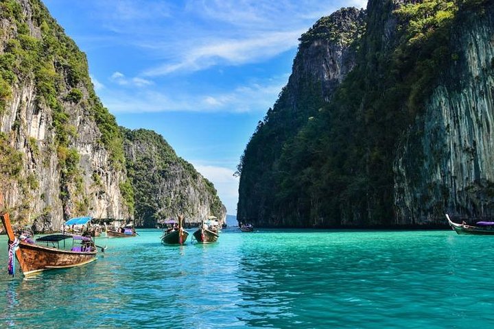 Phi Phi & Khai Islands Speedboat Adventure: Snorkel, Swim & See Monkeys!
