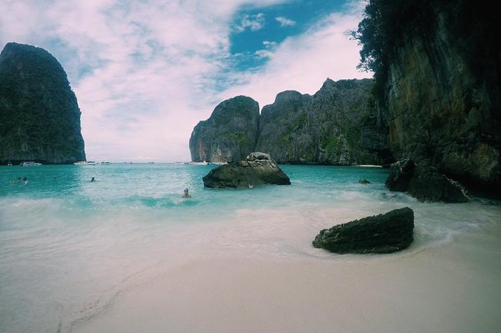 Phuket Paradise: Island Hopping Adventure to Phi Phi & Beyond!