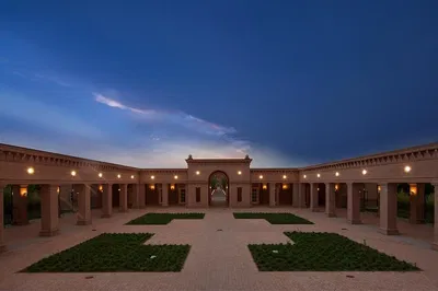 Lose Yourself in Art: An Exclusive Labyrinth-Museum Night in Parma