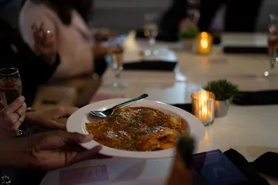 St. Pete Food Tour: Taste Downtown's Best Bites!