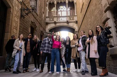 Uncover Barcelona's Secrets: A 2-Hour Gothic Quarter Walking Adventure