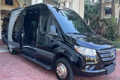 Miami Airport ✈️ Port Transfer: Stress-Free Ride!