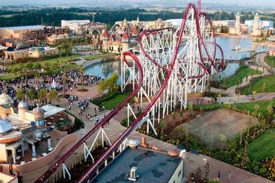 Stress-Free Transfer: Rome to MagicLand with Luxury & Style