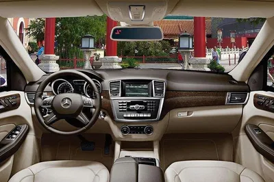 Stress-Free City Transfer: Hue to Da Nang Airport Private Ride