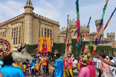 Discover Bangalore's Charm: A Cultural, Culinary, and Historical City Tour