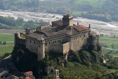 Journey Through Time: Bardi Fortress & Parmigiano Delights in Ceno Valley