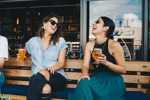 San Diego's Gaslamp: History, Pubs & Craft Brews Await!