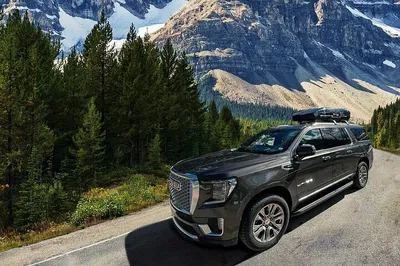 Luxury Mountain Transfer: Denver to Vail Limo Experience