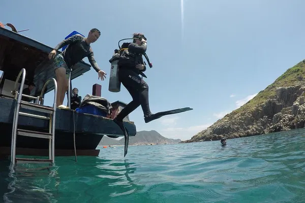 Rediscover the Deep: Your Scuba Diving Refresher in Nha Trang