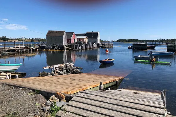 Blue Rocks Tour: 1-Hour Trip from Lunenburg
