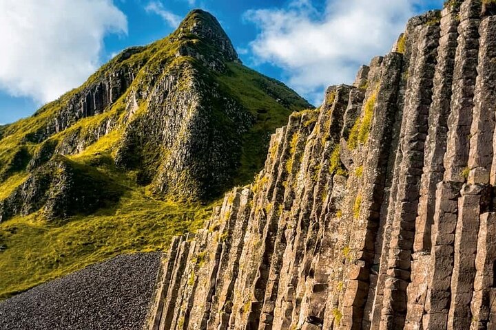 Belfast Shore Excursion: Giant's Causeway Adventure