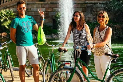 Glide Through Barcelona: A Private Bike Tour Adventure