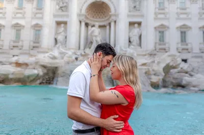 Trevi Fountain Photoshoot: Capture Your Roman Holiday with a Pro!