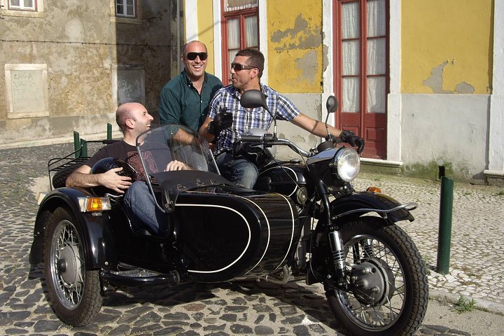 Lisbon's Best: Sidecar Adventure Through History & Charm