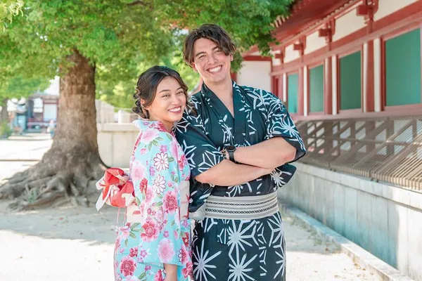 Osaka Kimono Transformation: Cultural Immersion Experience